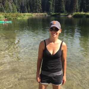 Meet your Posher, Jenn